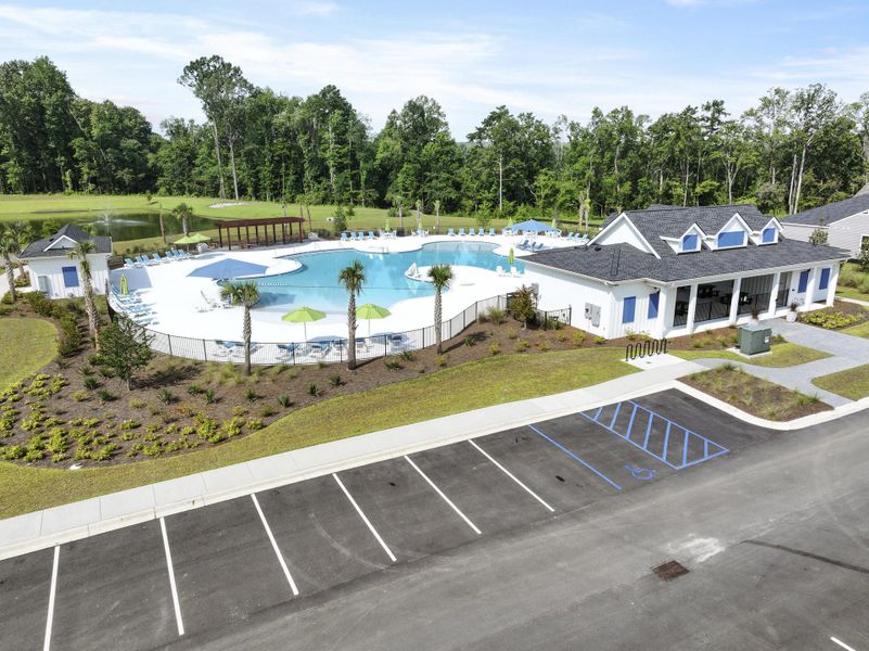 Community amenities in Carolina Groves Townhomes, Moncks Corner (Image 21).