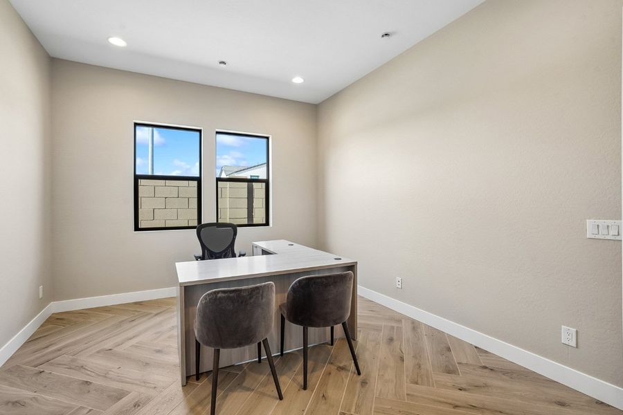 Furnished interior view inside a new home in 33 North, Gilbert (Image 9). Furnished interior view inside a new home in 33 North, Gilbert (Image 9).