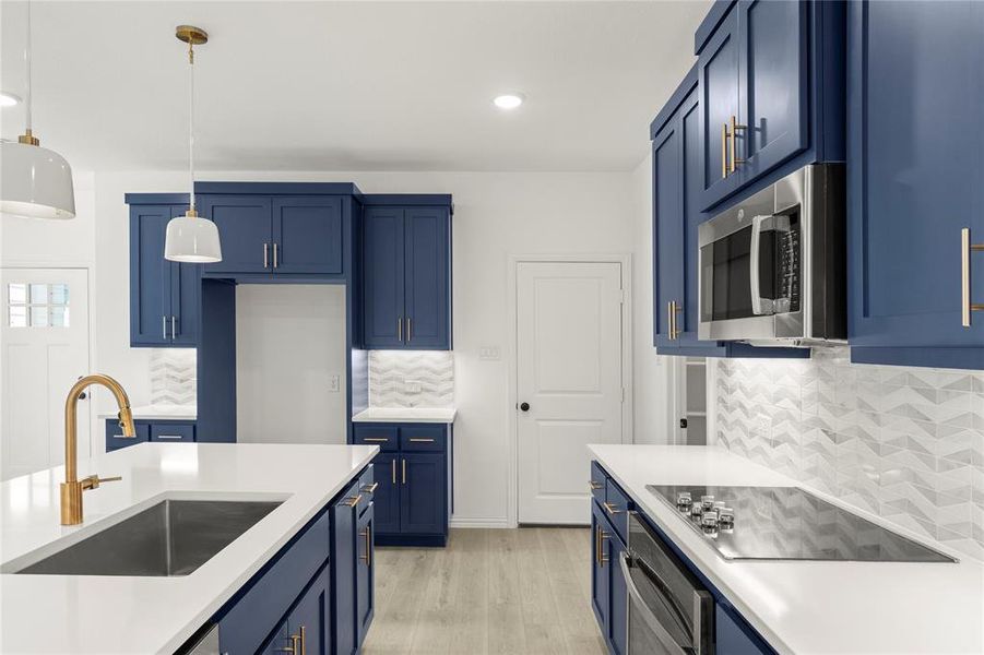 07. 6930 Terlingua - Kitchen (4)
