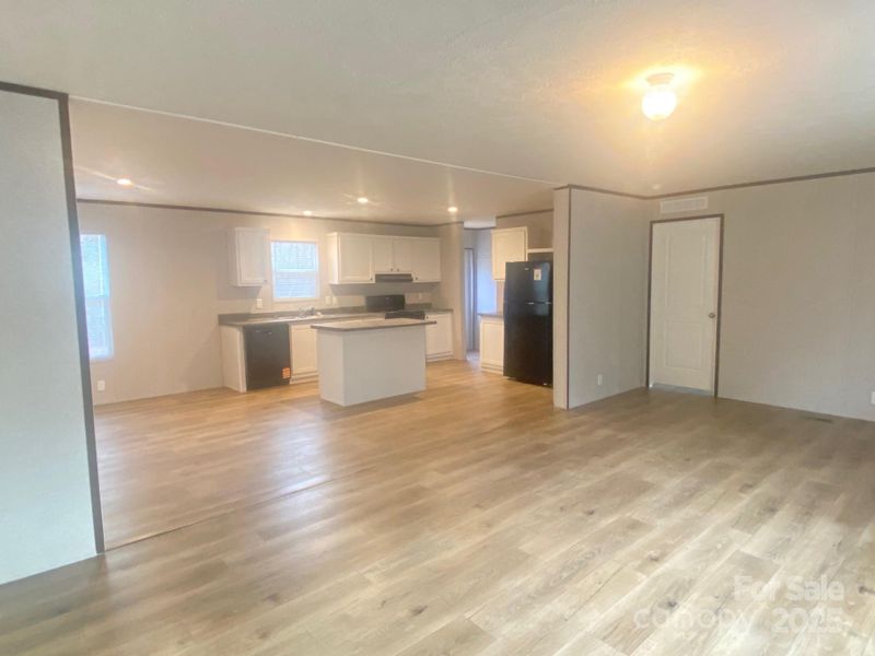 Spacious, unfurnished interior of a new home in , Morganton (Image 5).