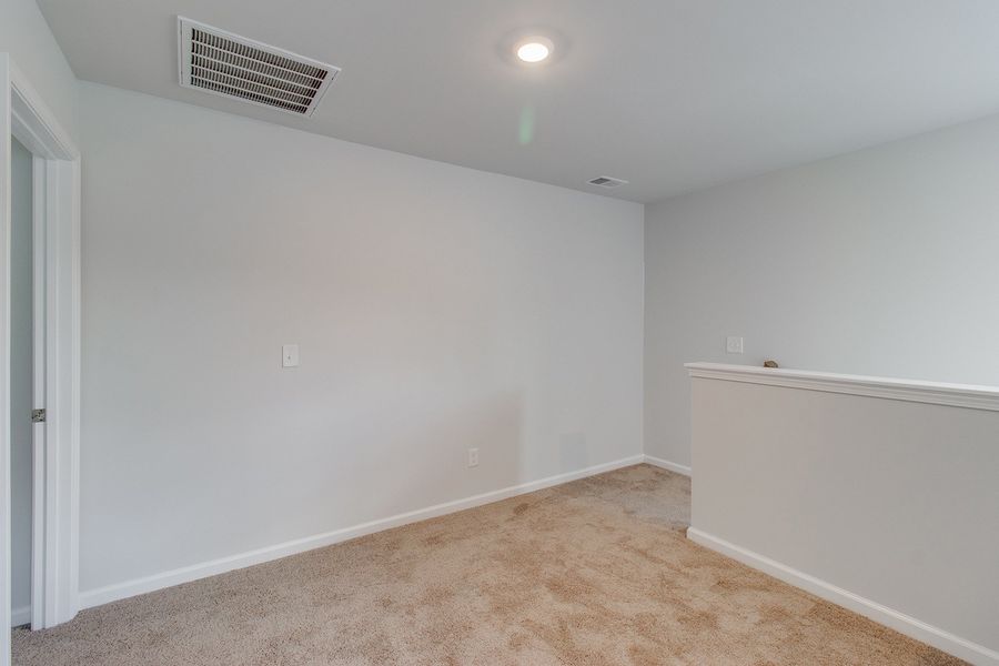 Spacious, unfurnished interior of a new home in Bluefield, Lexington (Image 37). Spacious, unfurnished interior of a new home in Bluefield, Lexington (Image 37).