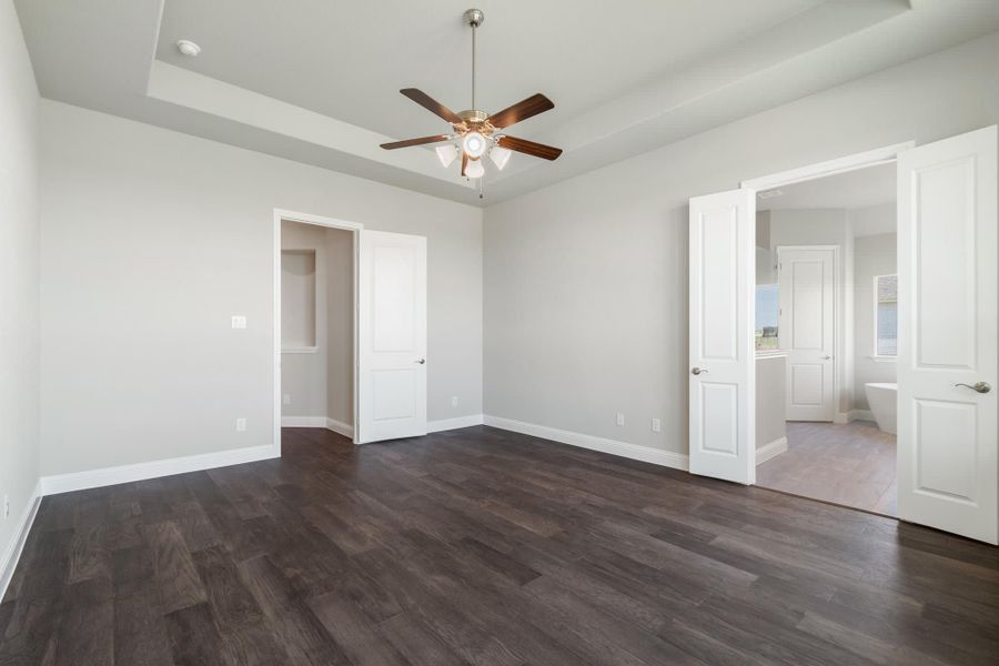 Primary Bedroom | Concept 2797 at Hidden Creek Estates in Van Alstyne, TX by Landsea Homes