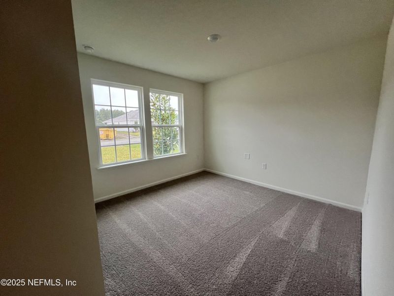 Spacious, unfurnished interior of a new home in , Jacksonville (Image 10).
