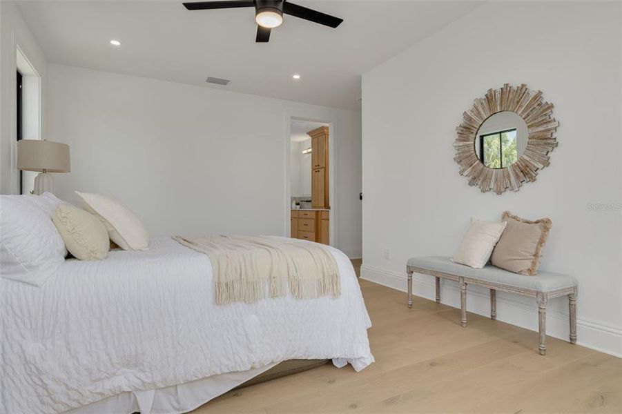 Furnished interior view inside a new home in , St. Petersburg (Image 17).