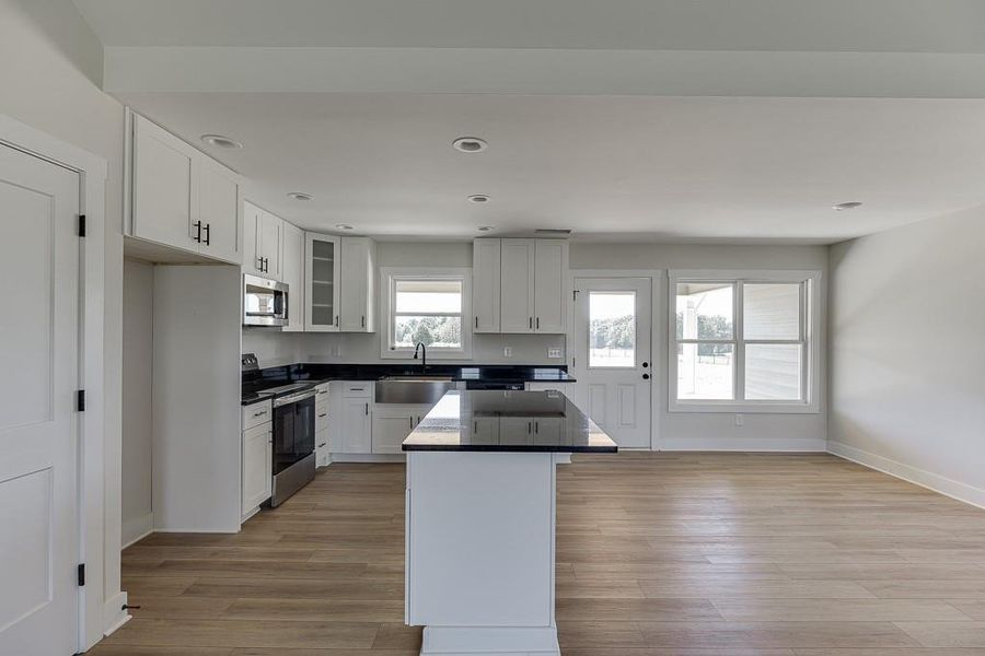 Furnished interior view inside a new home in , Hartwell (Image 11).