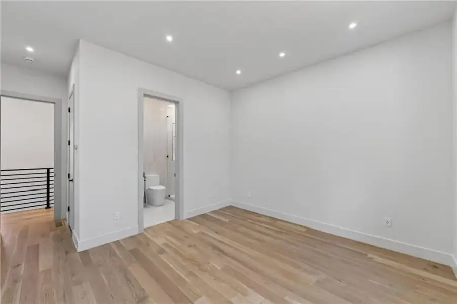 Spacious, unfurnished interior of a new home in , Smyrna (Image 76).