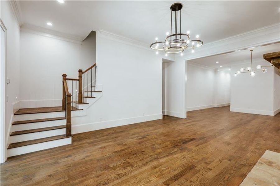 Spacious, unfurnished interior of a new home in , Athens (Image 67).