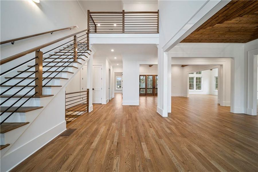Spacious, unfurnished interior of a new home in , Alpharetta (Image 19). Spacious, unfurnished interior of a new home in , Alpharetta (Image 19).