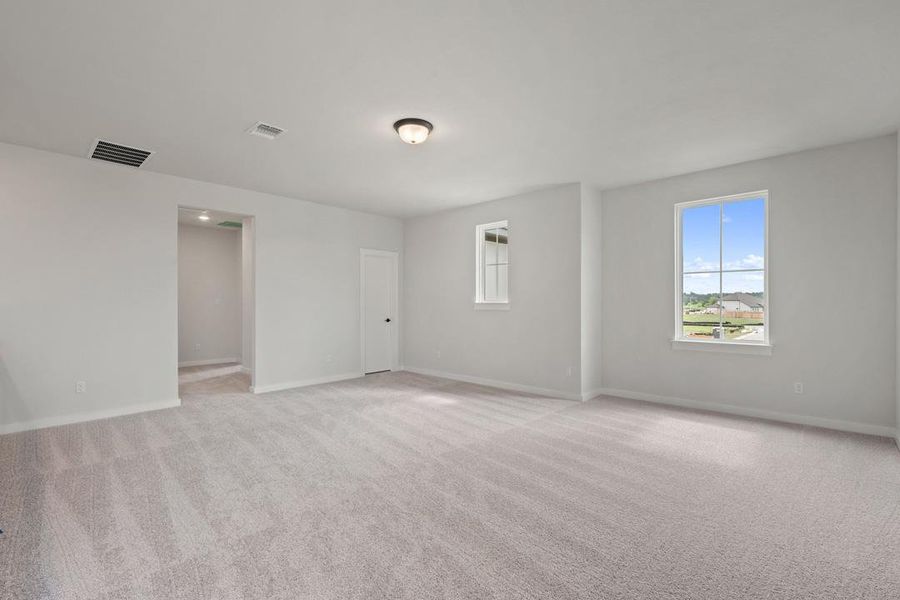 Spacious, unfurnished interior of a new home in Lagos Reserve, Manor (Image 29).