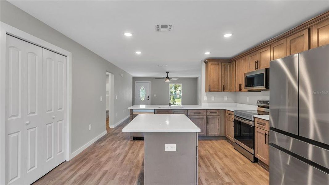 Furnished interior view inside a new home in , Lakeland (Image 11).
