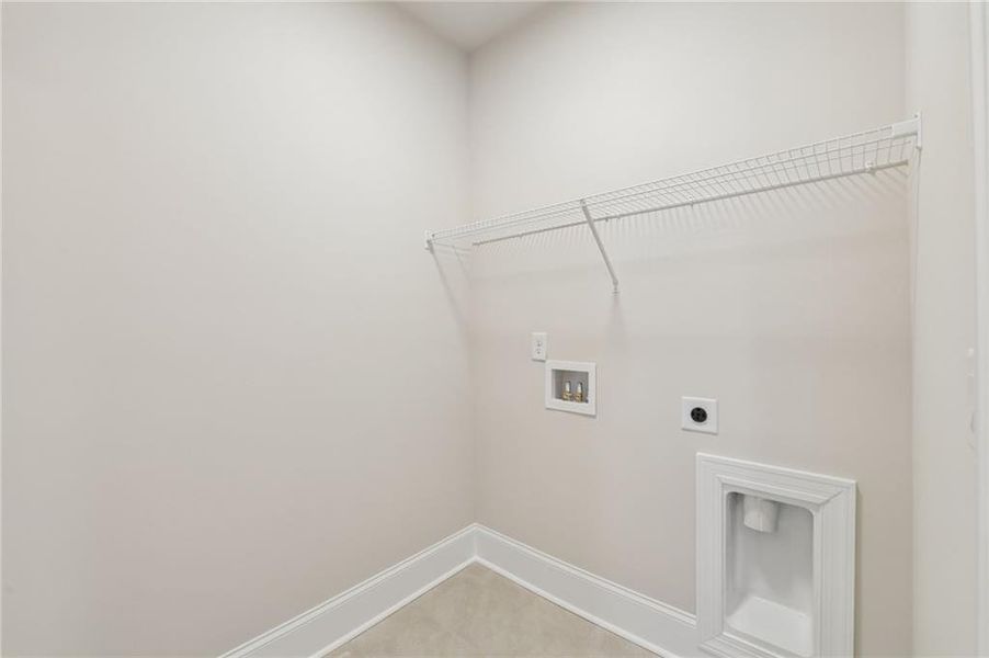 Spacious, unfurnished interior of a new home in Aberdeen, Hoschton (Image 41). Spacious, unfurnished interior of a new home in Aberdeen, Hoschton (Image 41).