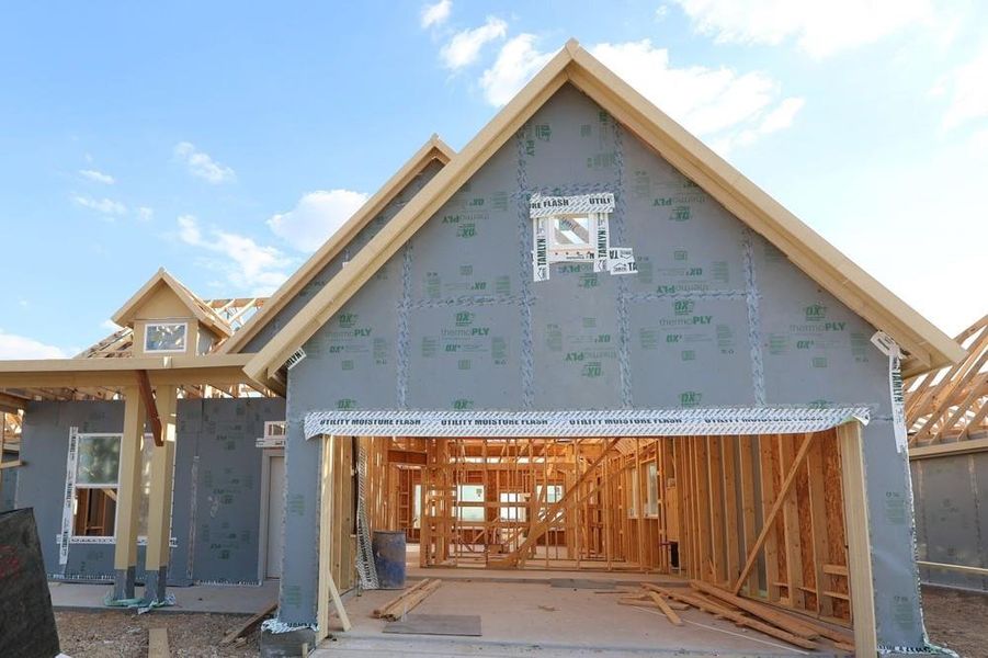 Let us show you how our advanced framing techniques have stood the test of time and allow more insulation for a quieter and more energy efficient home. Let us show you how our advanced framing techniques have stood the test of time and allow more insulation for a quieter and more energy efficient home.