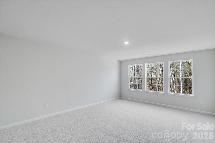 Spacious, unfurnished interior of a new home in Village of Waxhaw, Waxhaw (Image 16).