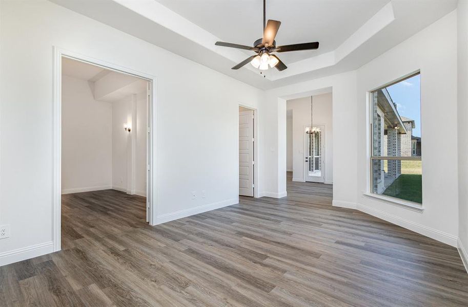 Spacious, unfurnished interior of a new home in Sagebrush Addition, Midlothian (Image 15).