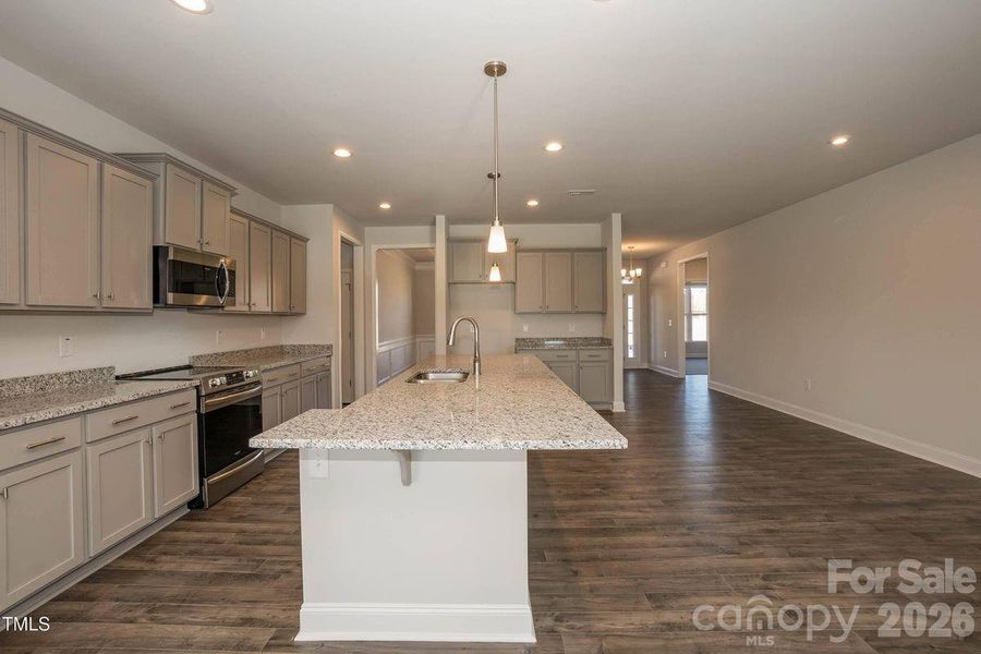 Furnished interior view inside a new home in Cardiff Glyn, Catawba (Image 8).