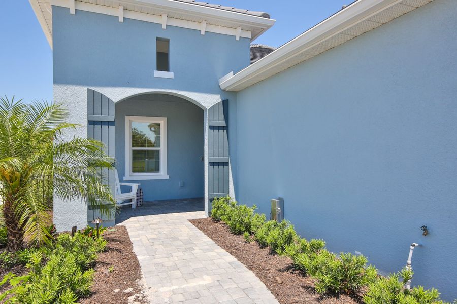 Representative exterior details of a home built from the Sandcastle 2 by Neal Communities in Boca Royale Golf & Country Club at Wellen Park, Englewood (Image 3).