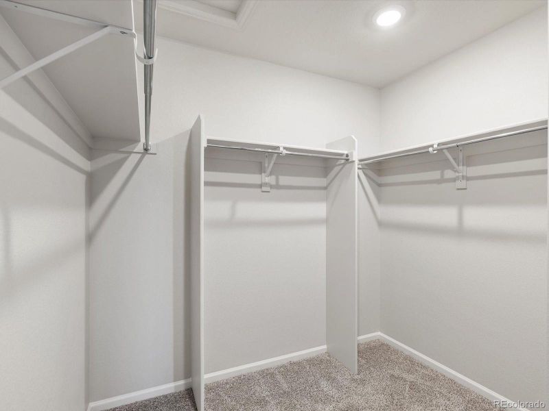 Spacious, unfurnished interior of a new home in Horizon Uptown: The Mountain Collection, Aurora (Image 24). Spacious, unfurnished interior of a new home in Horizon Uptown: The Mountain Collection, Aurora (Image 24).