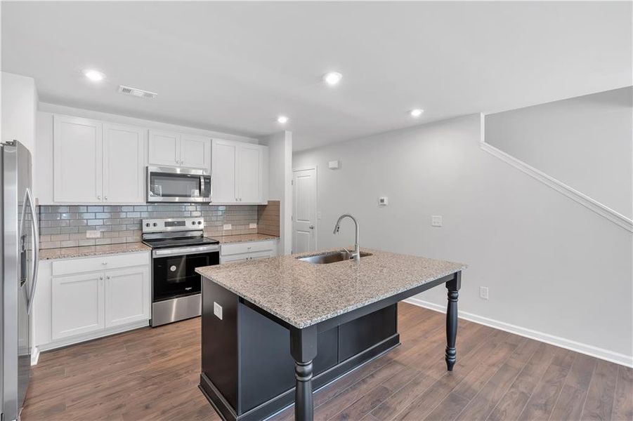 Furnished interior view inside a new home in Village Green, Adairsville (Image 10).