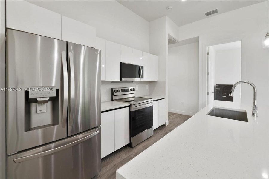 Furnished interior view inside a new home in , Lehigh Acres (Image 11).