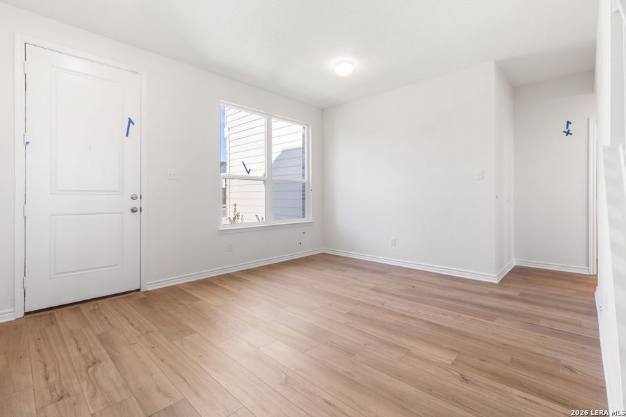 Spacious, unfurnished interior of a new home in Knox Ridge, Converse (Image 21).