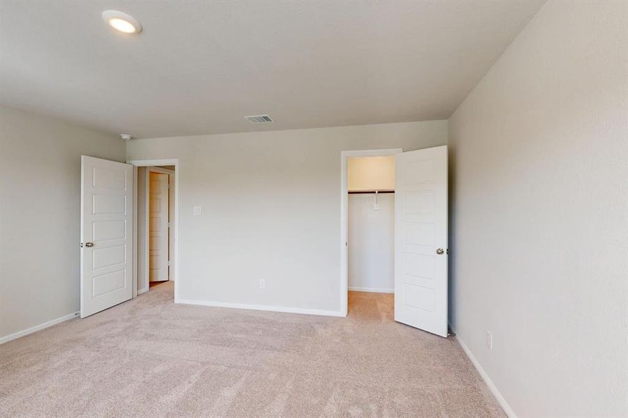 Spacious, unfurnished interior of a new home in Forest Park, Princeton (Image 29). Spacious, unfurnished interior of a new home in Forest Park, Princeton (Image 29).