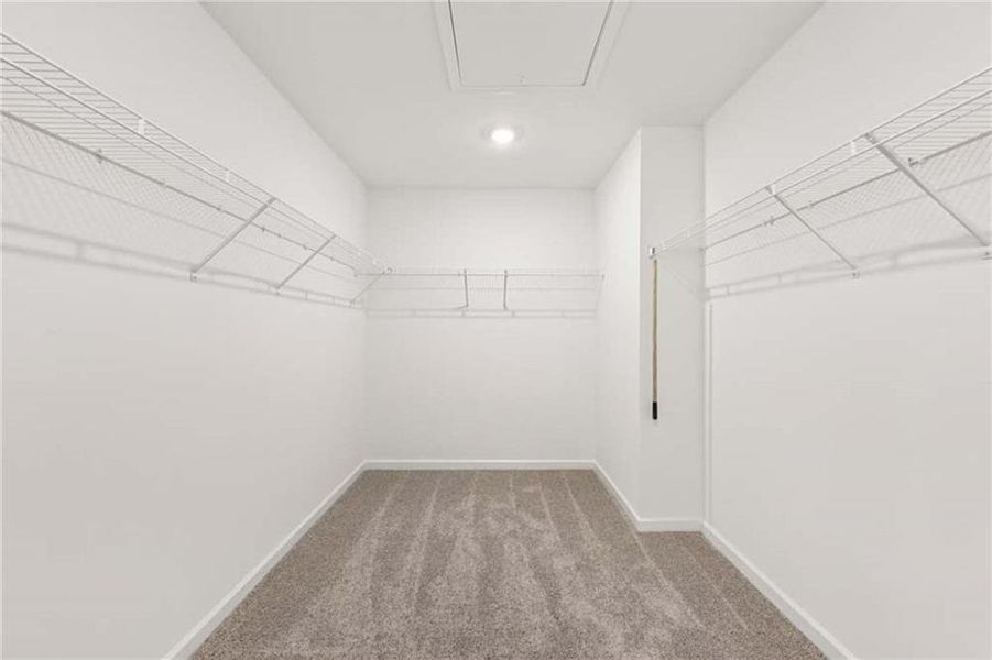 Spacious, unfurnished interior of a new home in Eastlyn Crossing, Flowery Branch (Image 21).