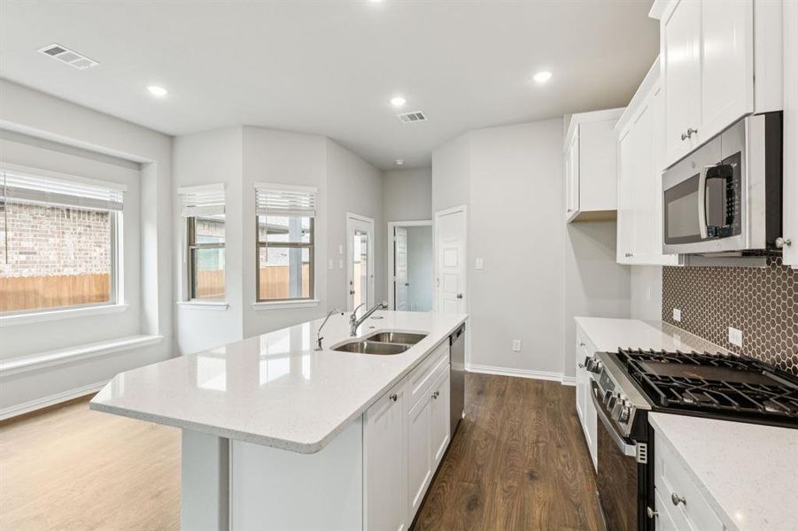 4126 Beale Street 4126 Beale Street