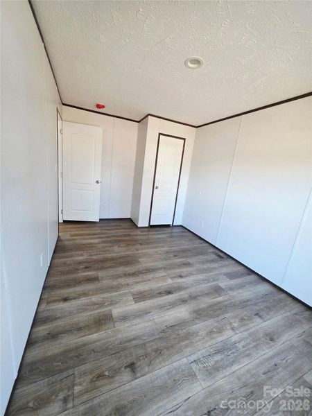 Spacious, unfurnished interior of a new home in , Taylorsville (Image 13).