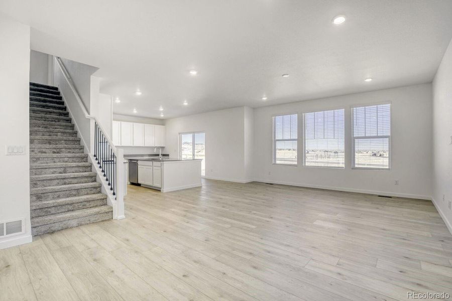 Spacious, unfurnished interior of a new home in Riano Ridge, Loveland (Image 11).