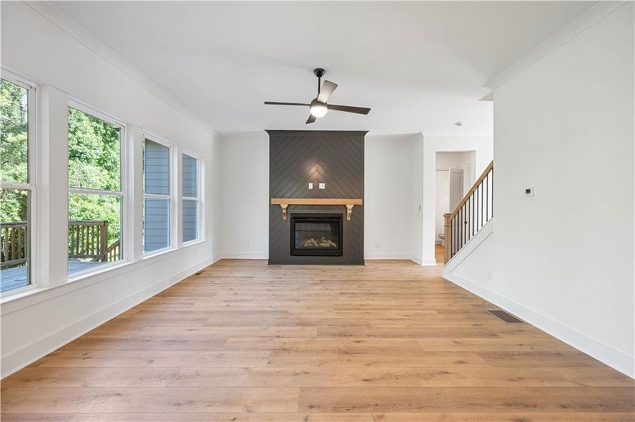 Spacious, unfurnished interior of a new home in , Jefferson (Image 33).