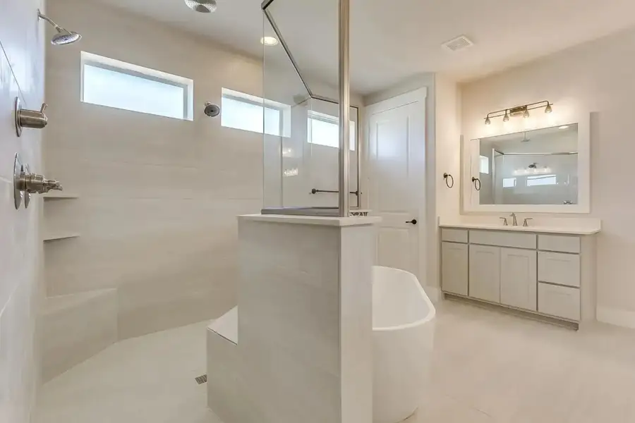 Representative furnished interior of a home built from the The Carter by Elmwood Custom Homes in Ranch at Stone Hill, Waxahachie (Image 7).