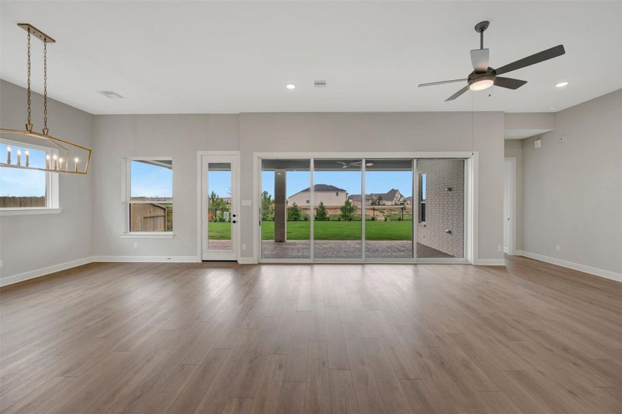 Spacious, unfurnished interior of a new home in Jordan Ranch - Premier Collection, Fulshear (Image 20).