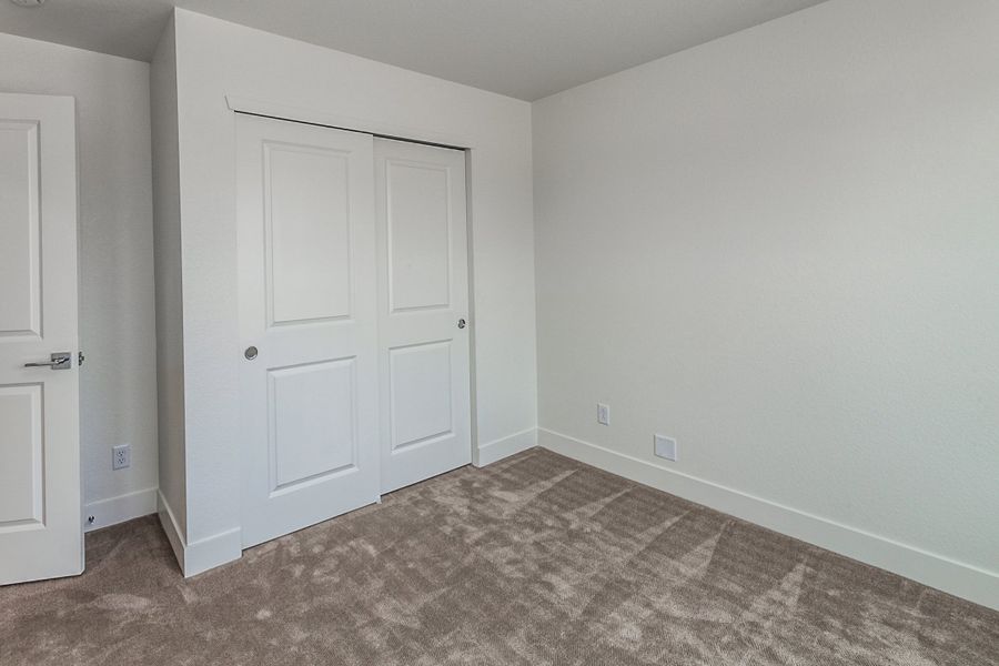 Spacious, unfurnished interior of a new home in Bloom, Fort Collins (Image 33).