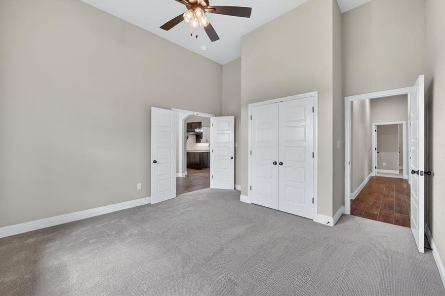 Spacious, unfurnished interior of a new home in , Azle (Image 34). Spacious, unfurnished interior of a new home in , Azle (Image 34).