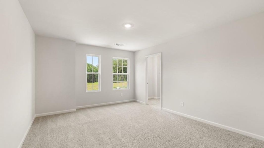 Spacious, unfurnished interior of a new home in , South Fulton (Image 19).