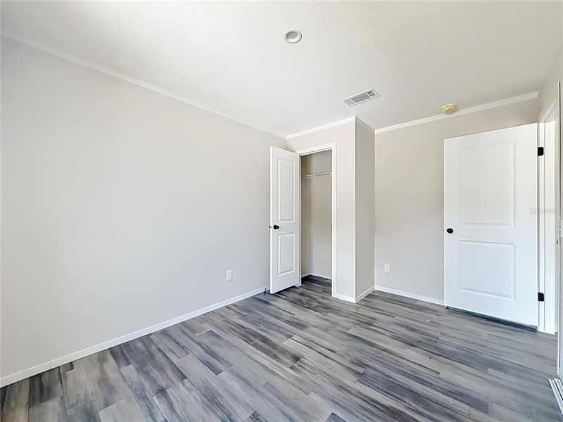 Spacious, unfurnished interior of a new home in , Orlando (Image 34).