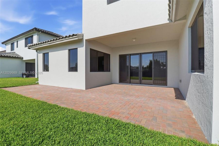 Exterior details and patio area of a home in , Ave Maria (Image 3).