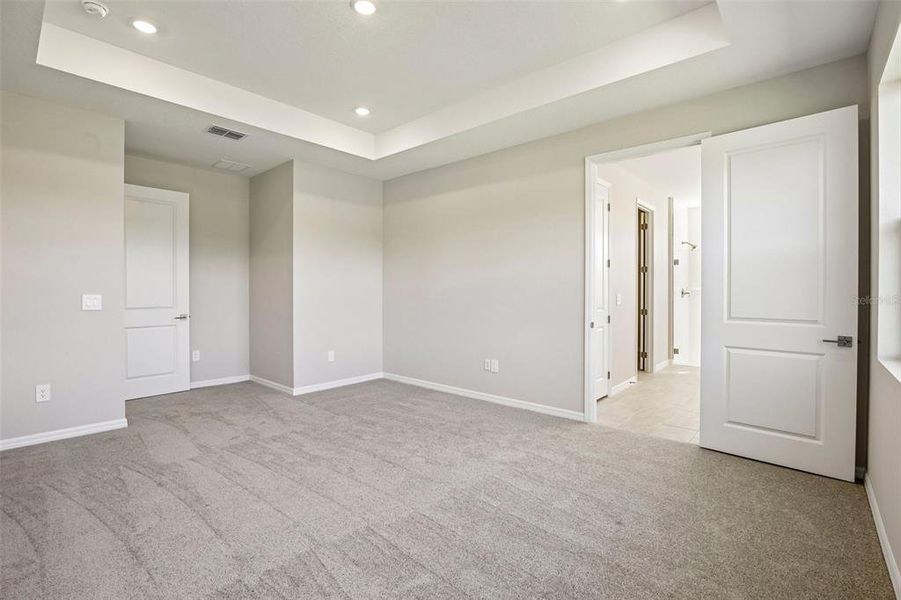 Spacious, unfurnished interior of a new home in Oakfield Trails, Parrish (Image 34). Spacious, unfurnished interior of a new home in Oakfield Trails, Parrish (Image 34).