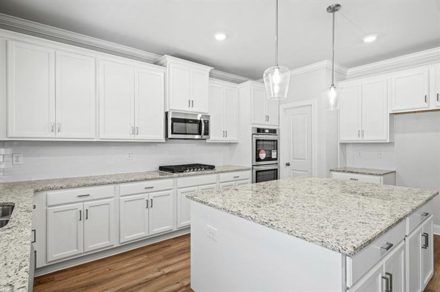 Furnished interior view inside a new home in Ruby Creek Estates, Atlanta (Image 9).