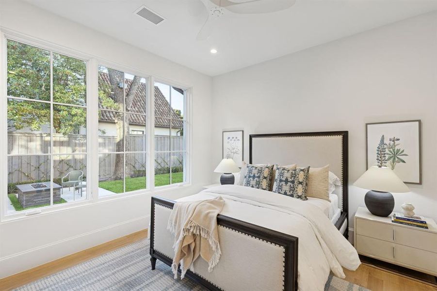 Furnished interior view inside a new home in Highland Park, Dallas (Image 5).