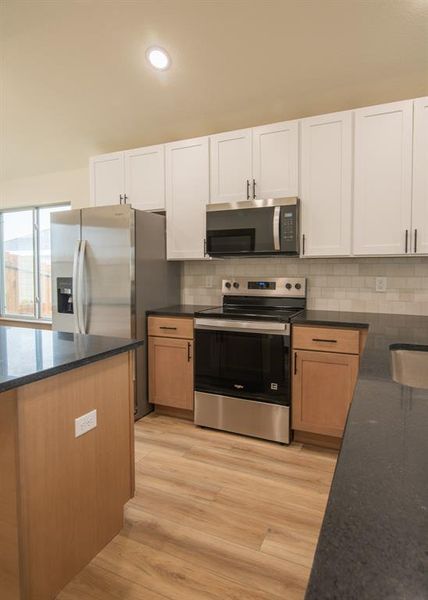 Furnished interior view inside a new home in , Cresson (Image 9).
