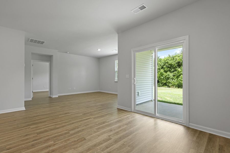 Spacious, unfurnished interior of a new home in Pineview North, Summerville (Image 23).