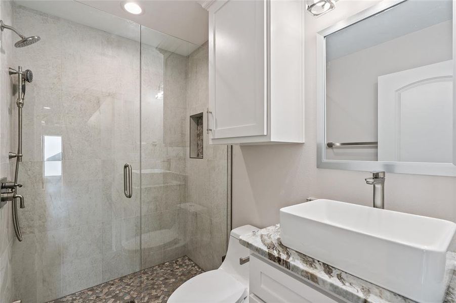 Furnished interior view inside a new home in , Bullard (Image 16). Furnished interior view inside a new home in , Bullard (Image 16).