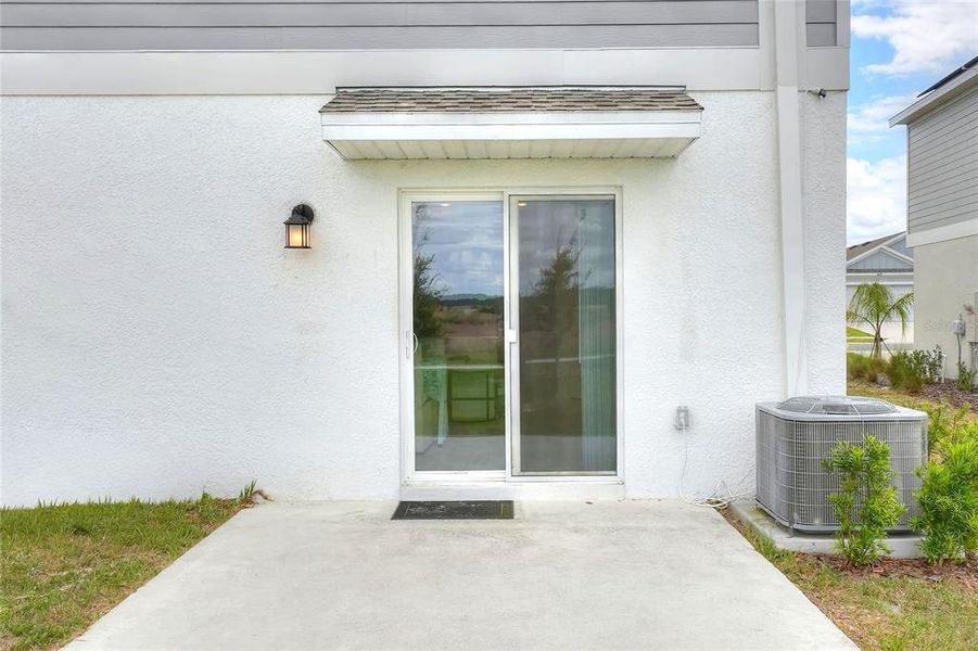 Exterior details and patio area of a home in , Lake Wales (Image 21).