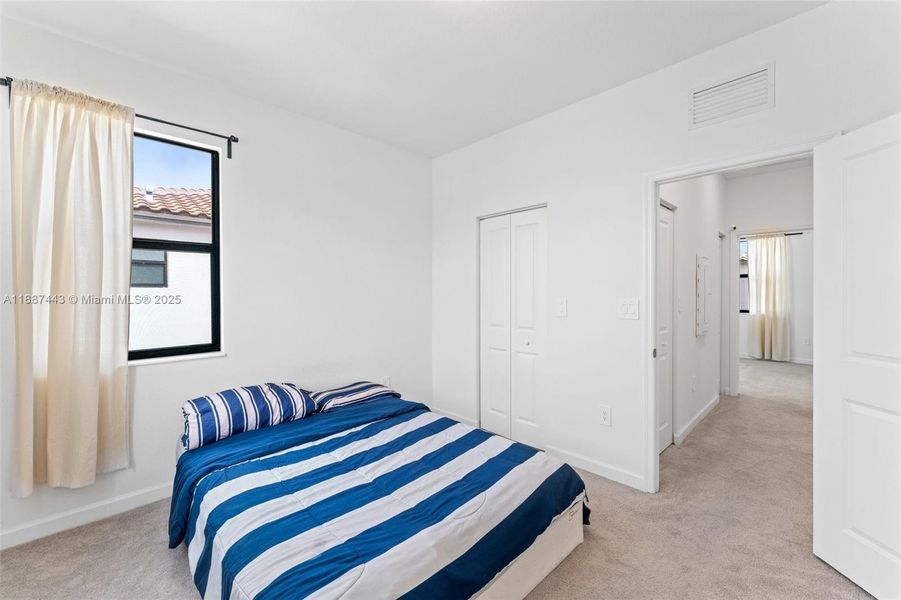 Furnished interior view inside a new home in , Homestead (Image 10).