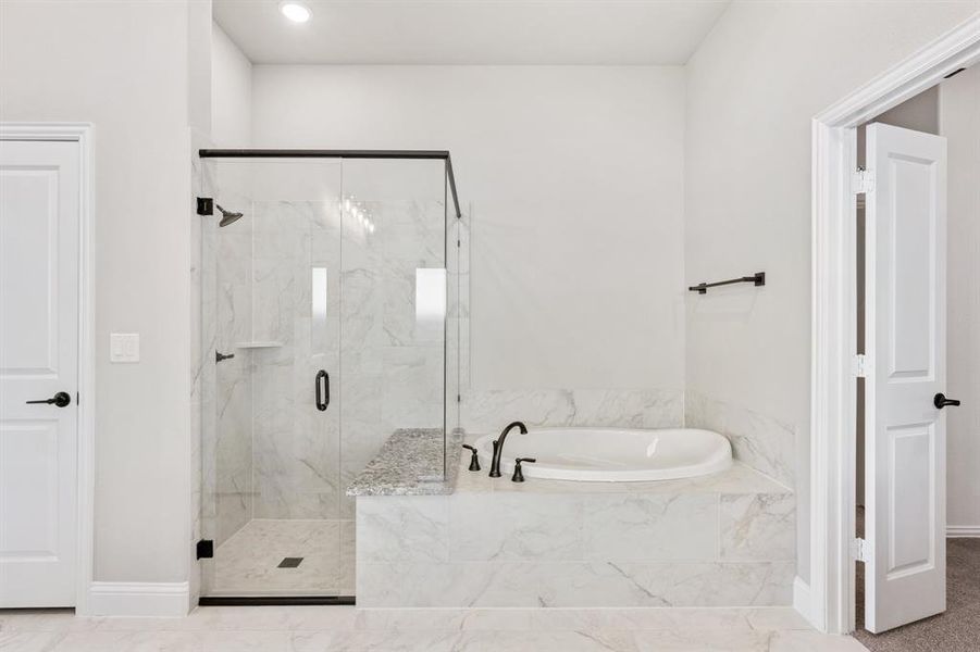 Furnished interior view inside a new home in Sonoma Verde, McLendon-Chisholm (Image 8).