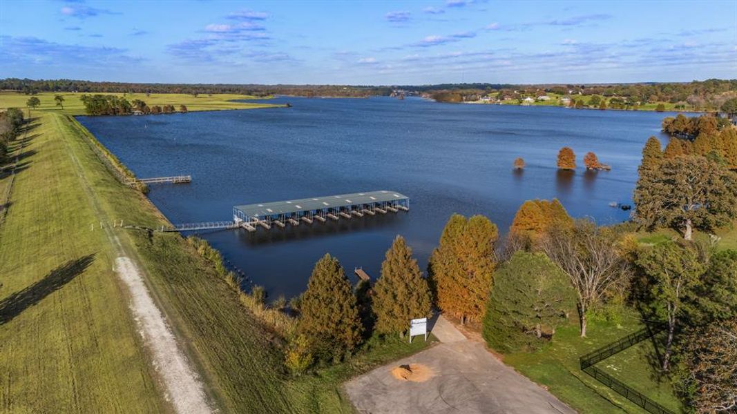 Natural landscape and outdoor views near in Athens (Image 19). Natural landscape and outdoor views near in Athens (Image 19).