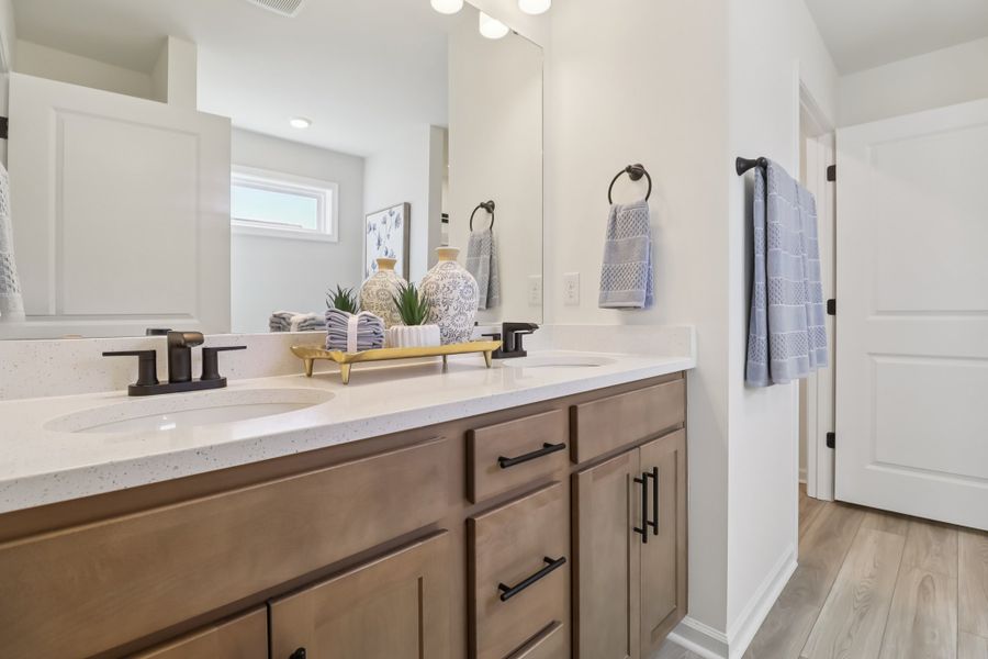 Representative furnished interior of a home built from the Makenzie II by Great Southern Homes in Peachtree Hills, Lexington (Image 62).