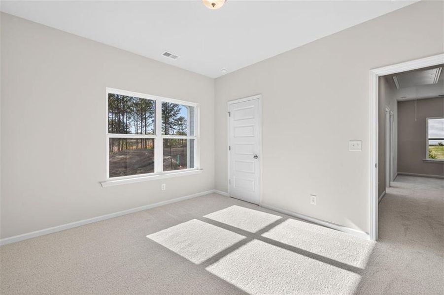 Spacious, unfurnished interior of a new home in Allen Manor, Hoschton (Image 47).
