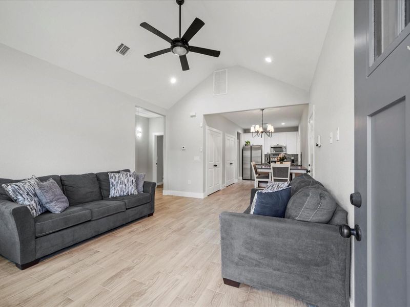 Image 11 of a home in .